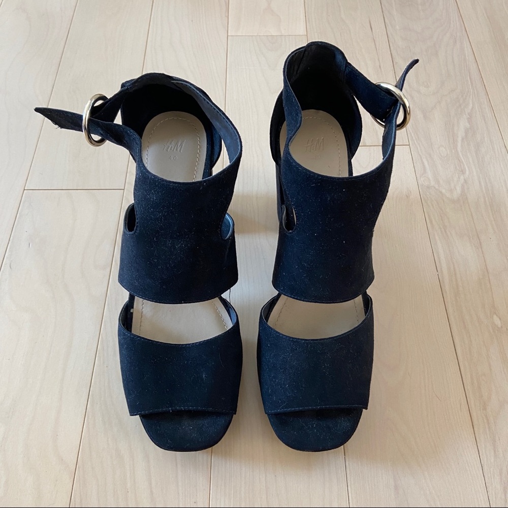 H&M Chunky Black Heels